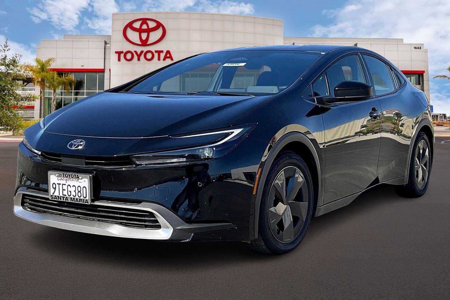 Certified 2025 Toyota Prius Plug-In Hybrid image 11