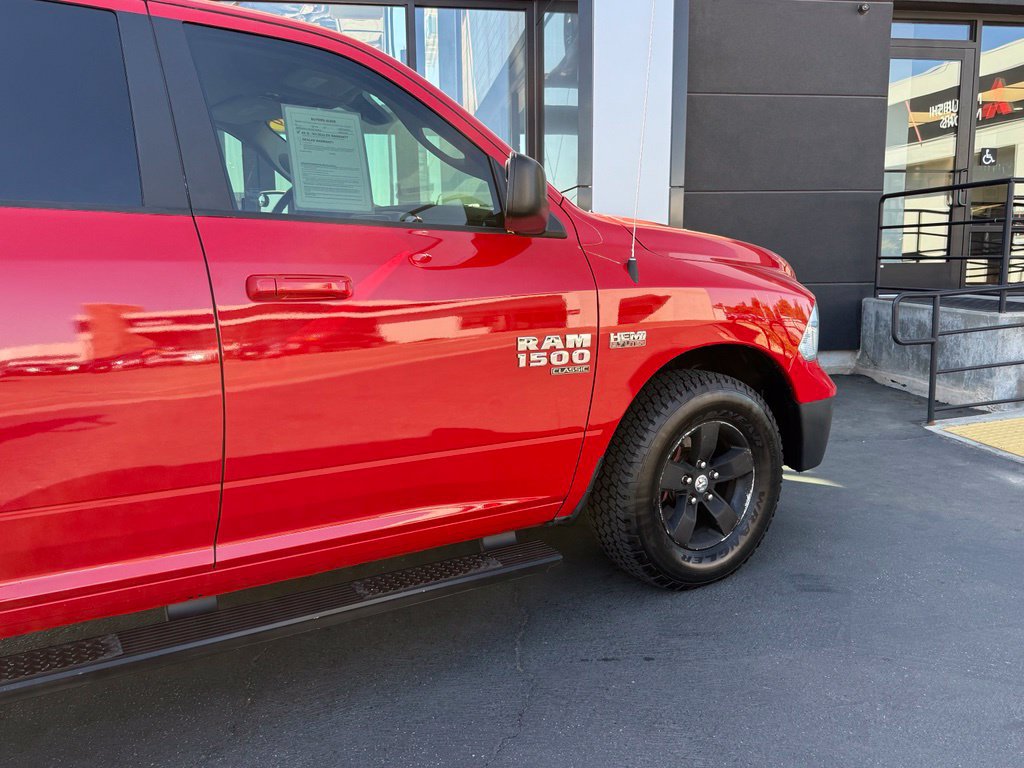Used 2019 RAM 1500 Classic SLT RWD image 12