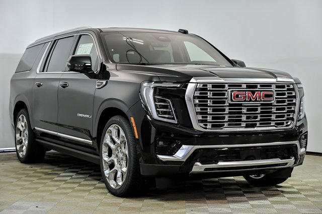 New 2025 GMC Yukon XL Denali w/ Denali Reserve Package