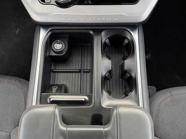 Certified 2025 Ford Expedition Max Active AWD/4WD image 35
