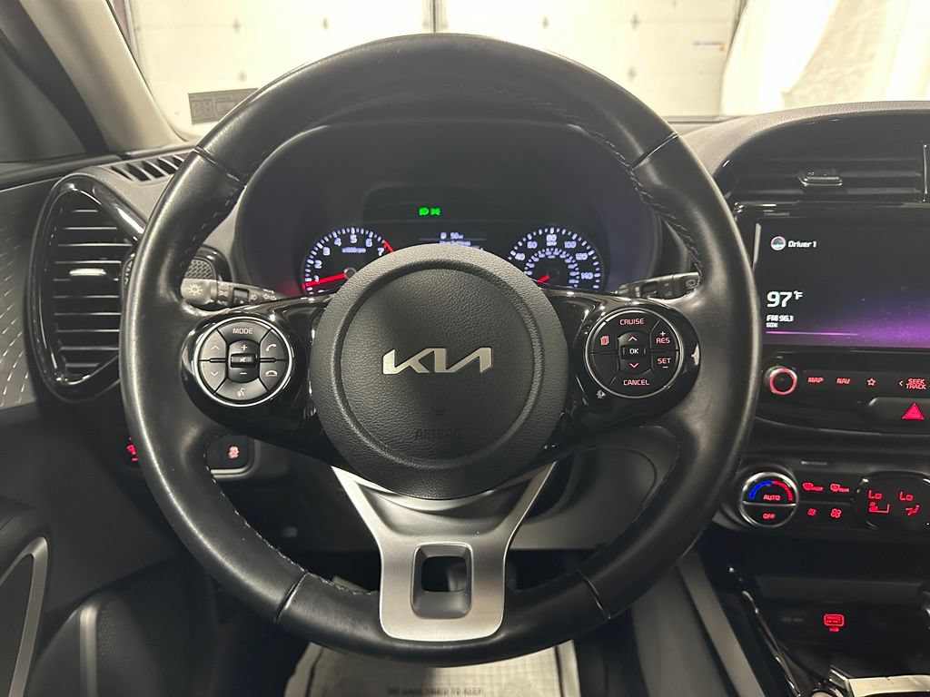 Used 2022 Kia Soul X-Line FWD image 18
