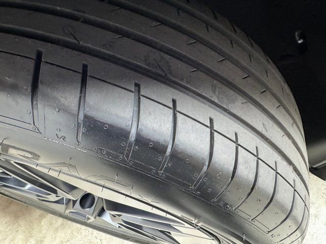 Used 2026 BMW iX xDrive60 image 29