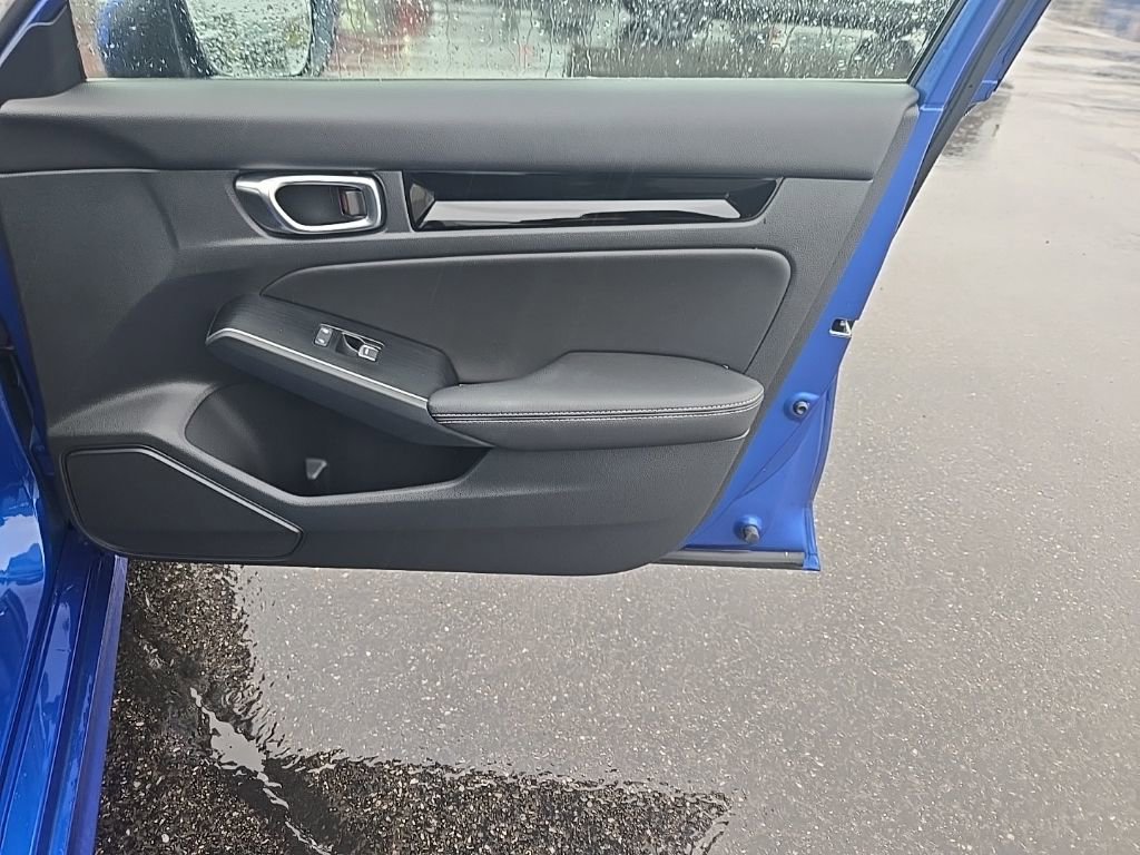 Used 2024 Honda Civic Touring image 31
