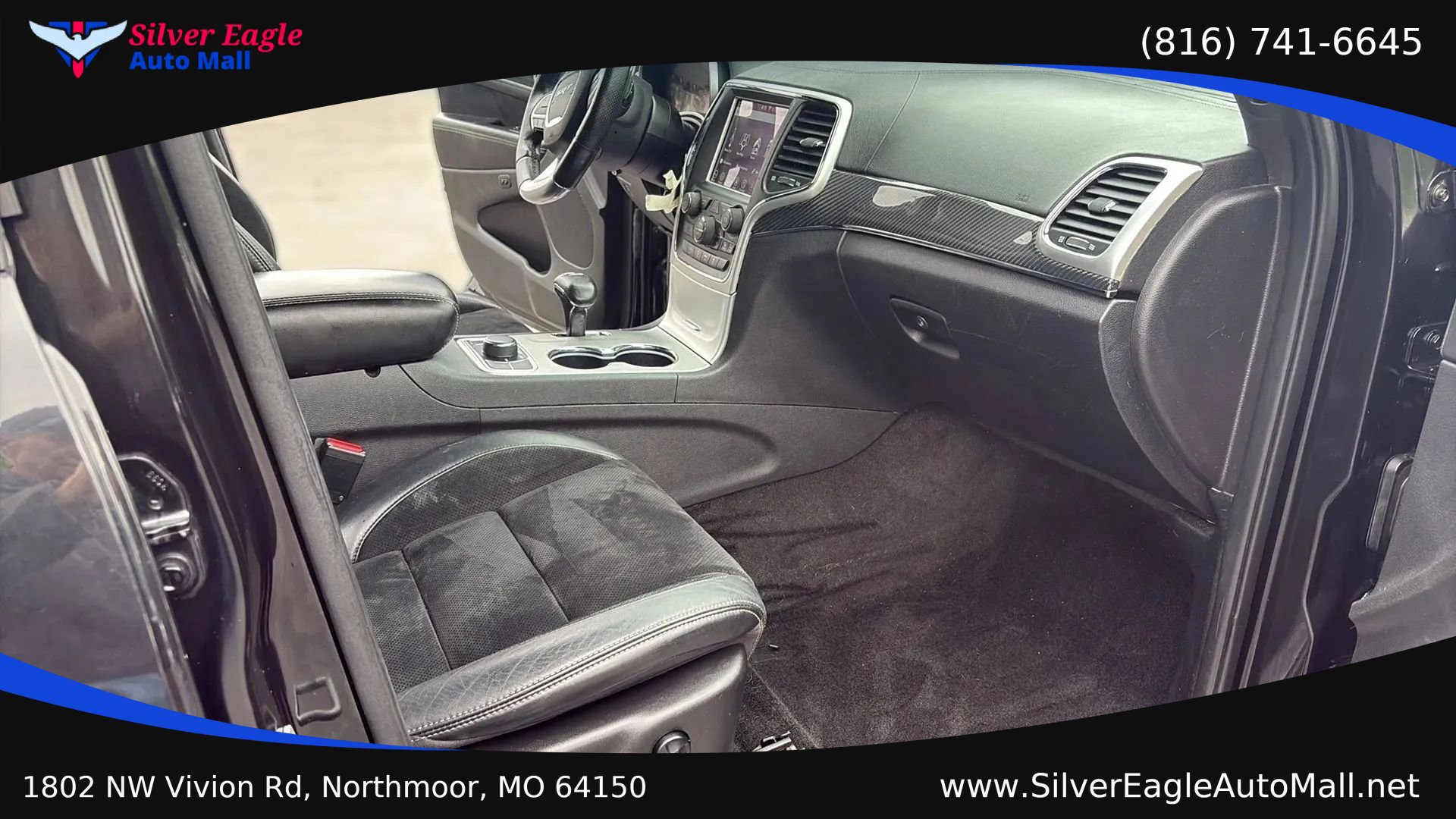 Used 2015 Jeep Grand Cherokee SRT AWD/4WD image 12
