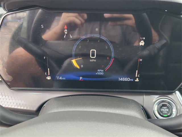 Used 2025 Chevrolet Trax ACTIV w/ Sunroof Package image 15