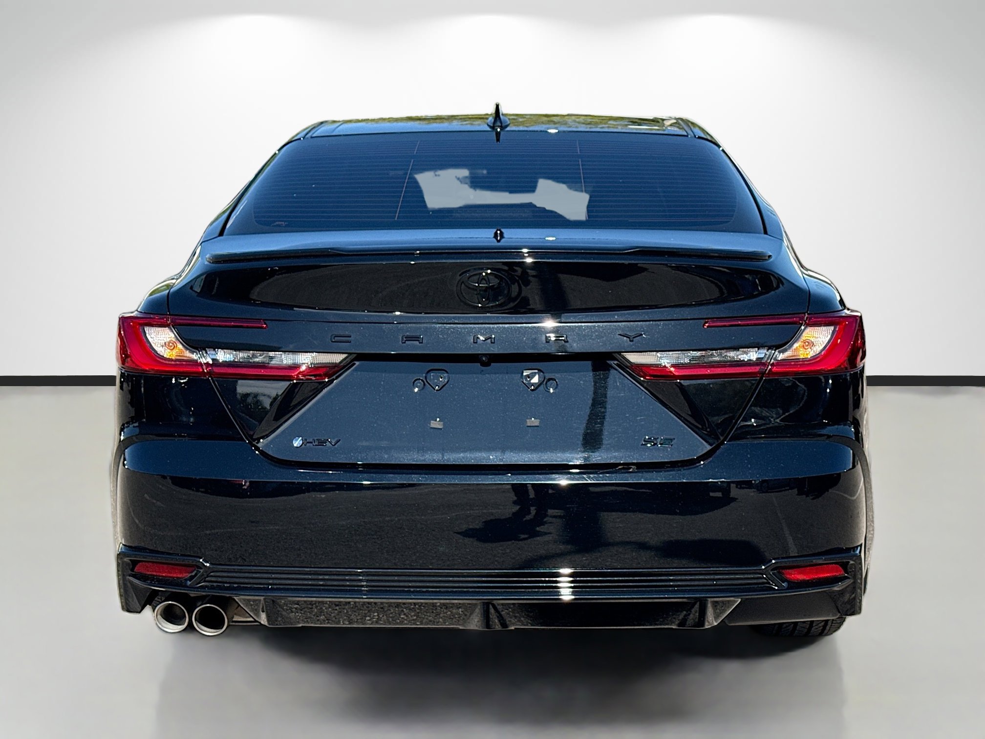 Used 2026 Toyota Camry Nightshade image 4