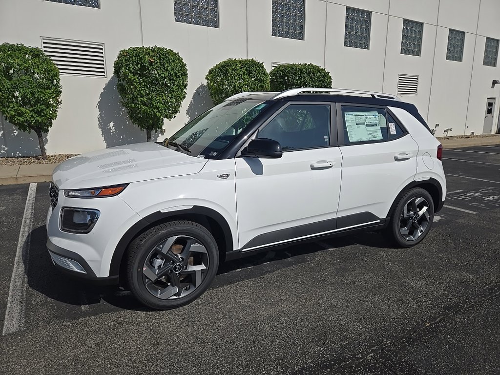 New 2026 Hyundai Venue SEL FWD image 45