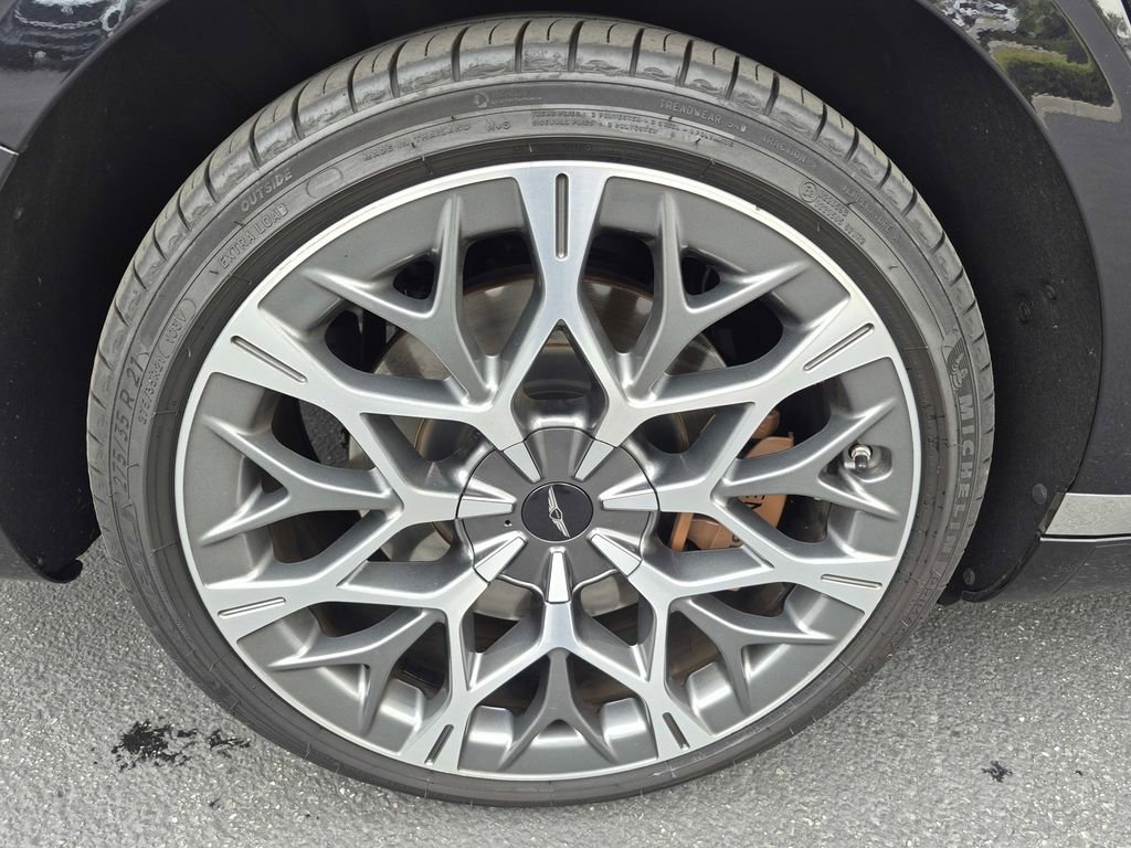 Used 2023 Genesis G90 3.5T AWD/4WD image 9