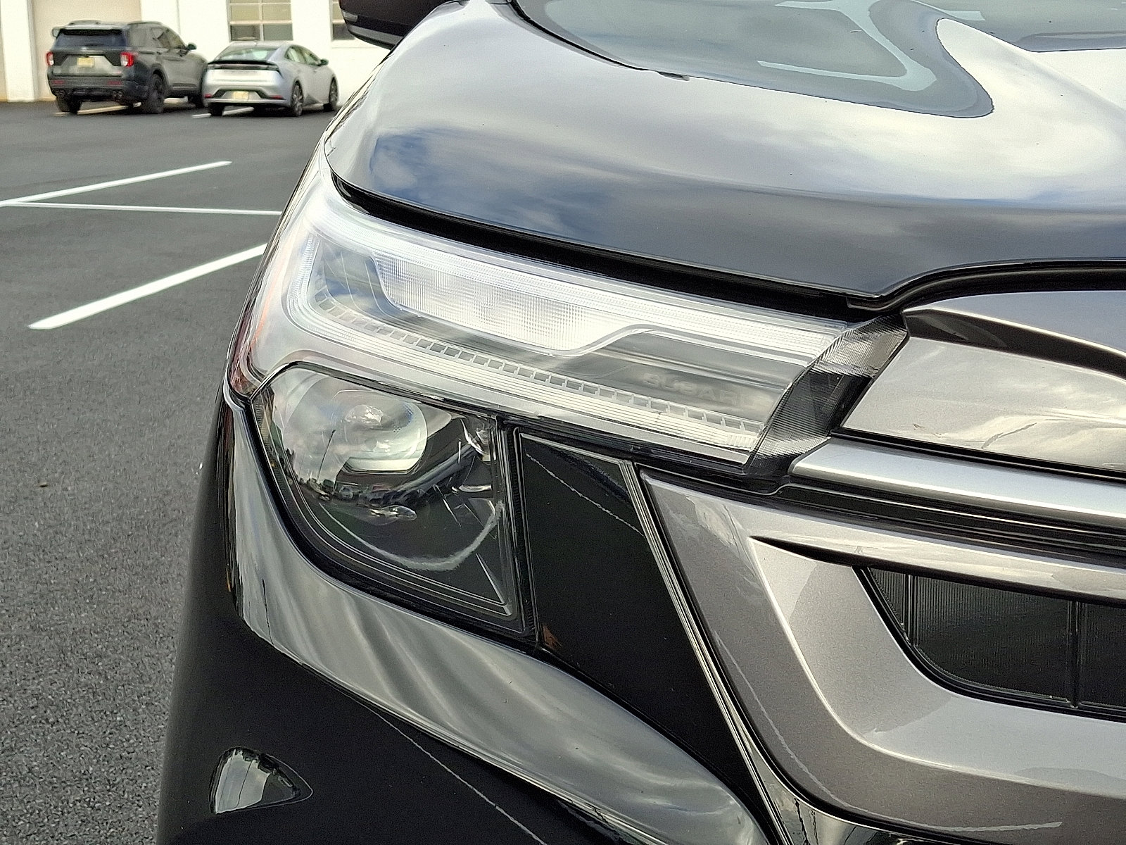 Certified 2025 Subaru Forester Limited image 9