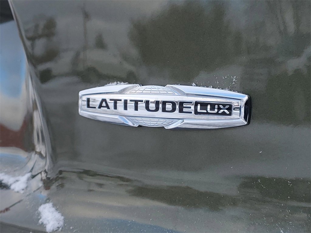 Used 2021 Jeep Cherokee Latitude Lux w/ Comfort/Convenience Group image 5