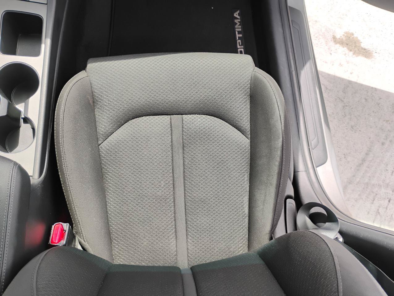 Used 2017 Kia Optima LX FWD image 51