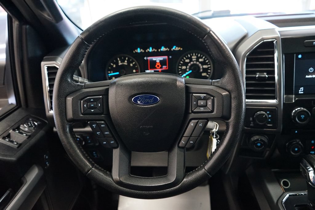 Used 2016 Ford F150 XLT w/ Equipment Group 302A Luxury AWD/4WD image 28