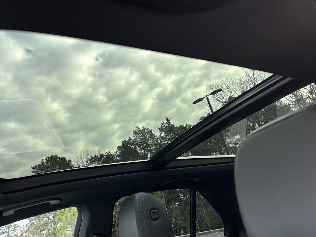 Certified 2023 Mercedes-Benz GLE 350 4MATIC w/ Premium Package image 12