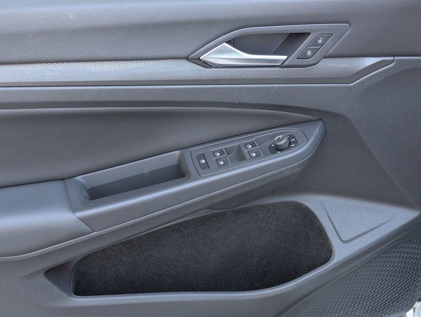 Used 2024 Volkswagen GTI Autobahn image 14