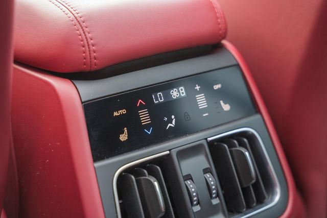 Used 2023 Maserati Grecale Modena AWD/4WD image 41
