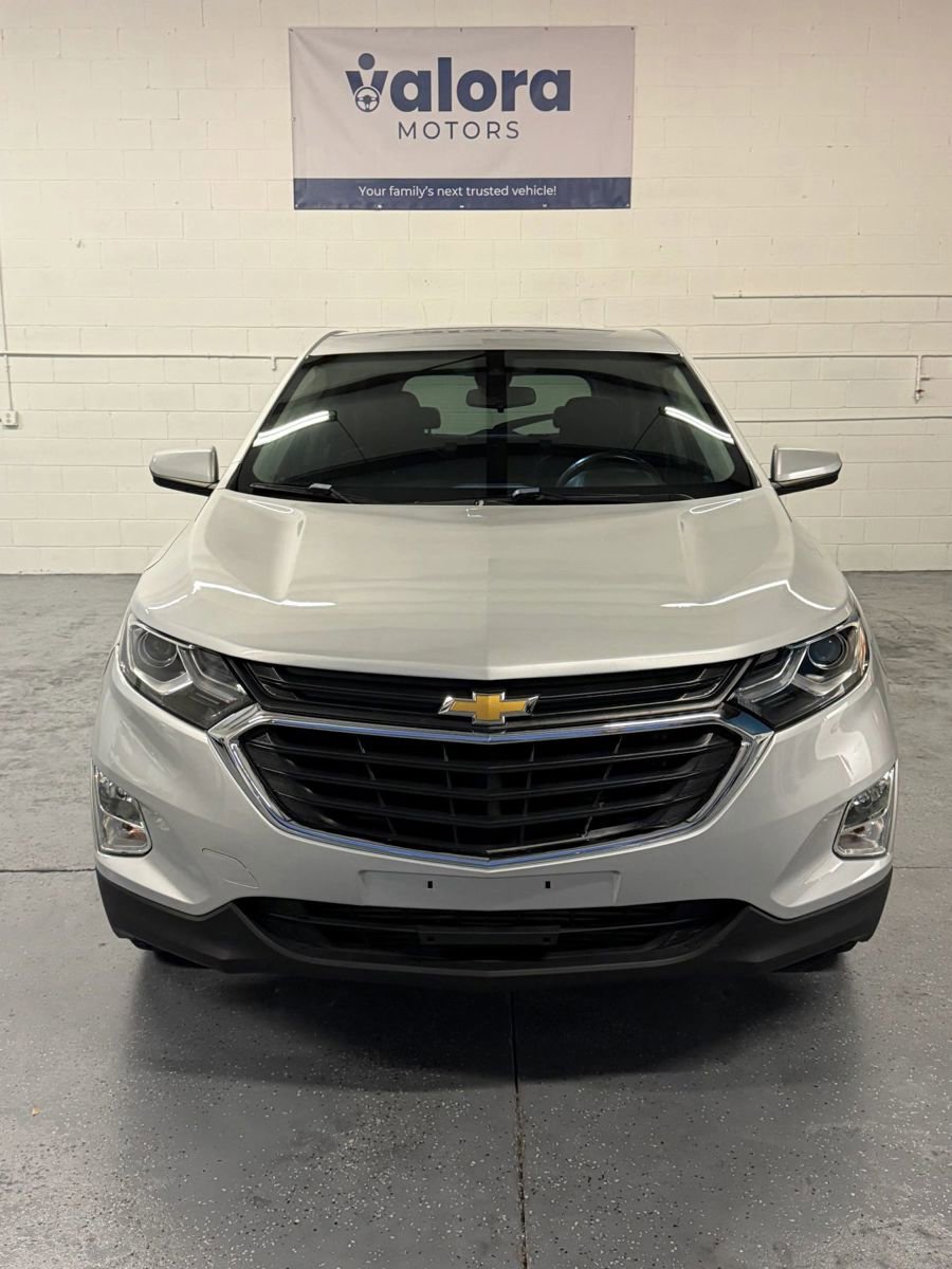 Used 2020 Chevrolet Equinox LT image 2