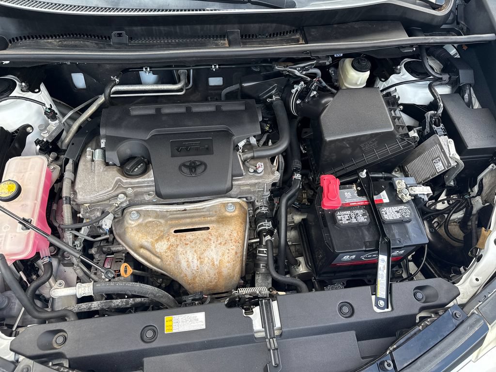 Used 2018 Toyota RAV4 XLE FWD image 34