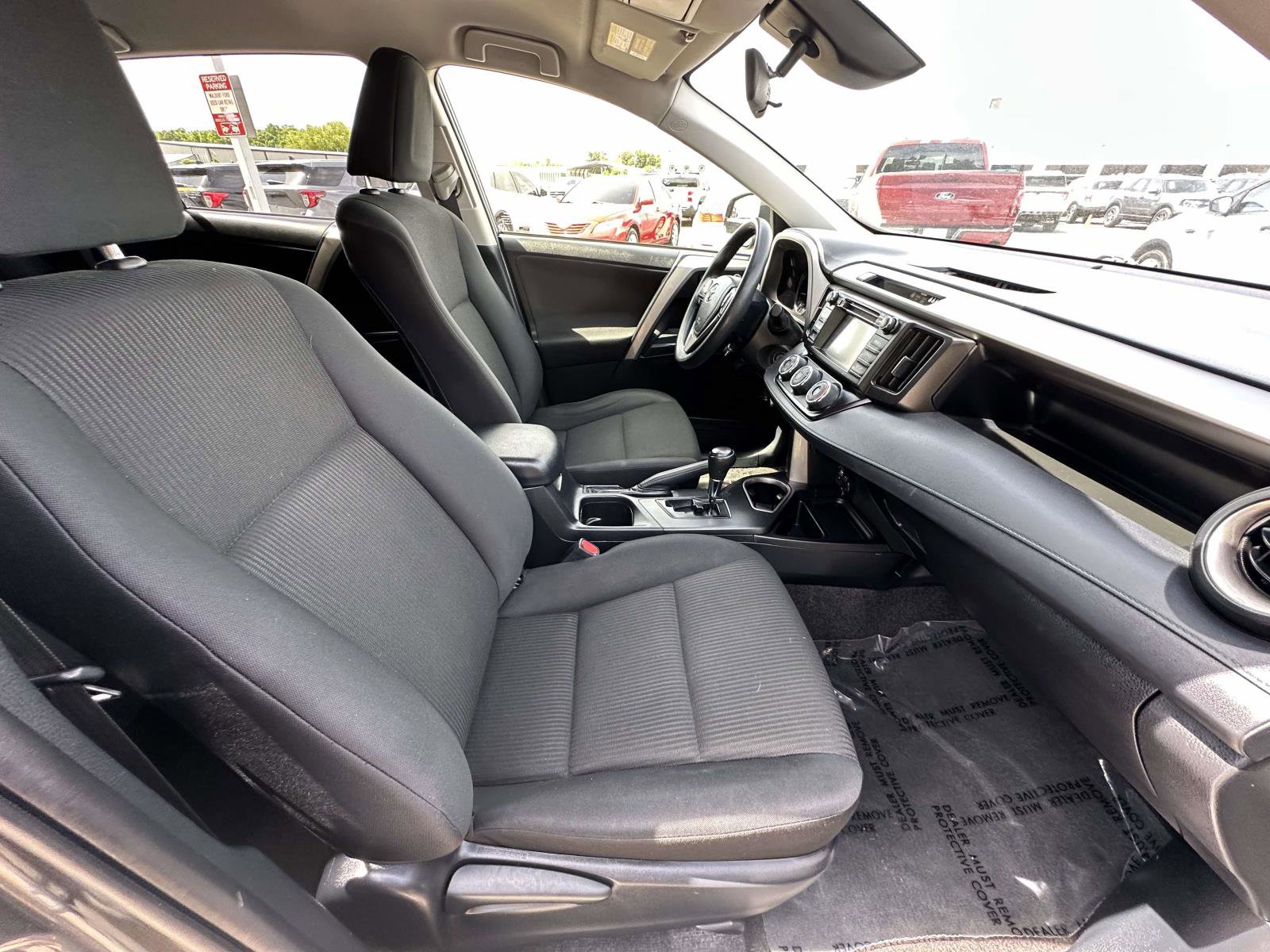 Used 2018 Toyota RAV4 LE w/ All Weather Liner Package AWD/4WD image 23
