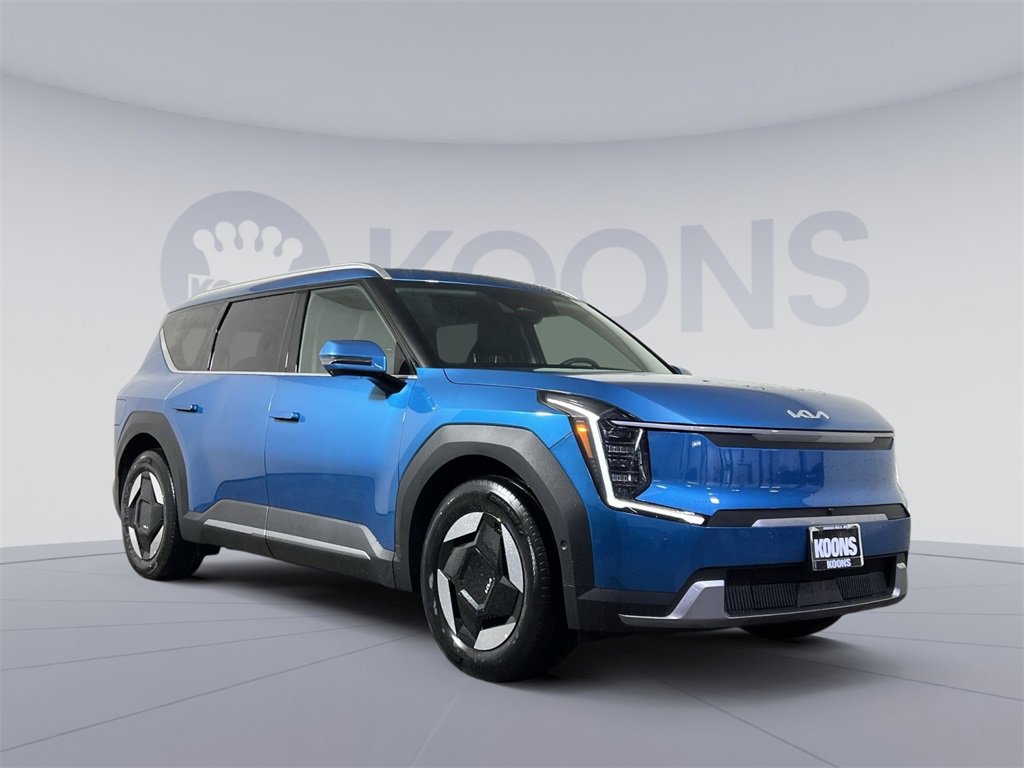 New 2026 Kia EV9 Wind image 8