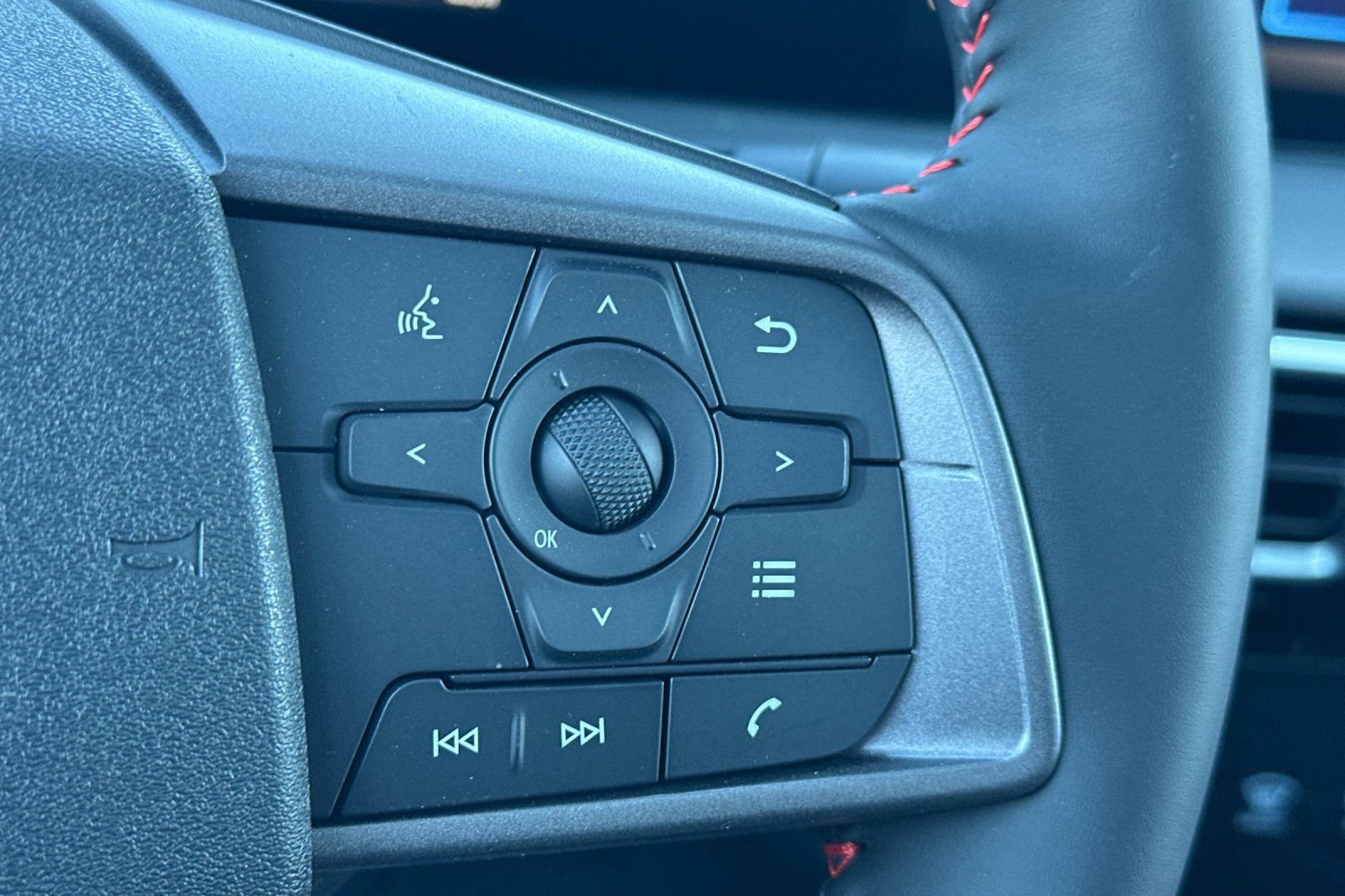 New 2026 Nissan Sentra SR w/ SR Premium Package FWD image 28