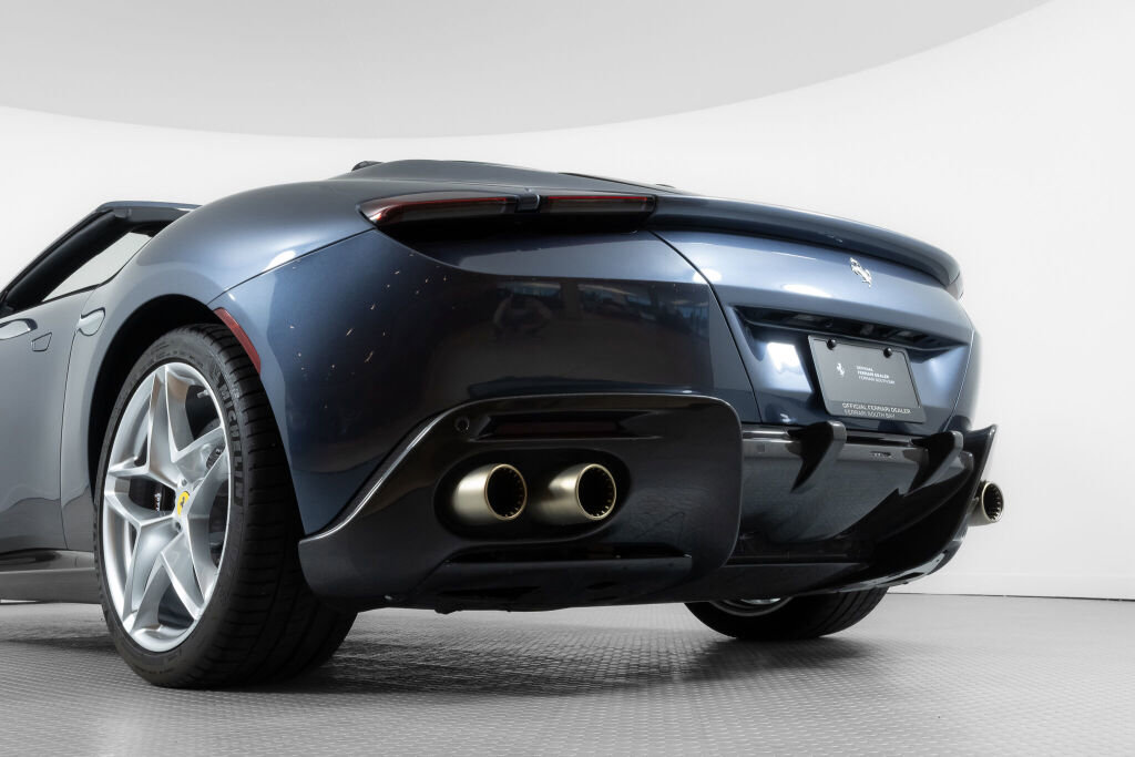 Certified 2024 Ferrari Roma Spider image 21