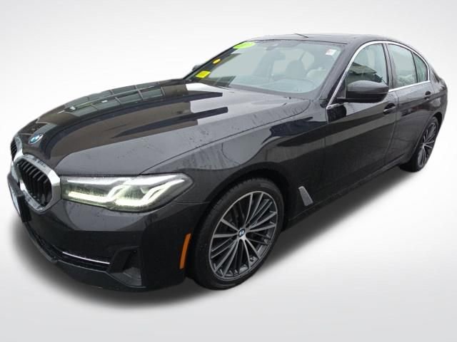 Used 2023 BMW 540i xDrive w/ Premium Package image 3