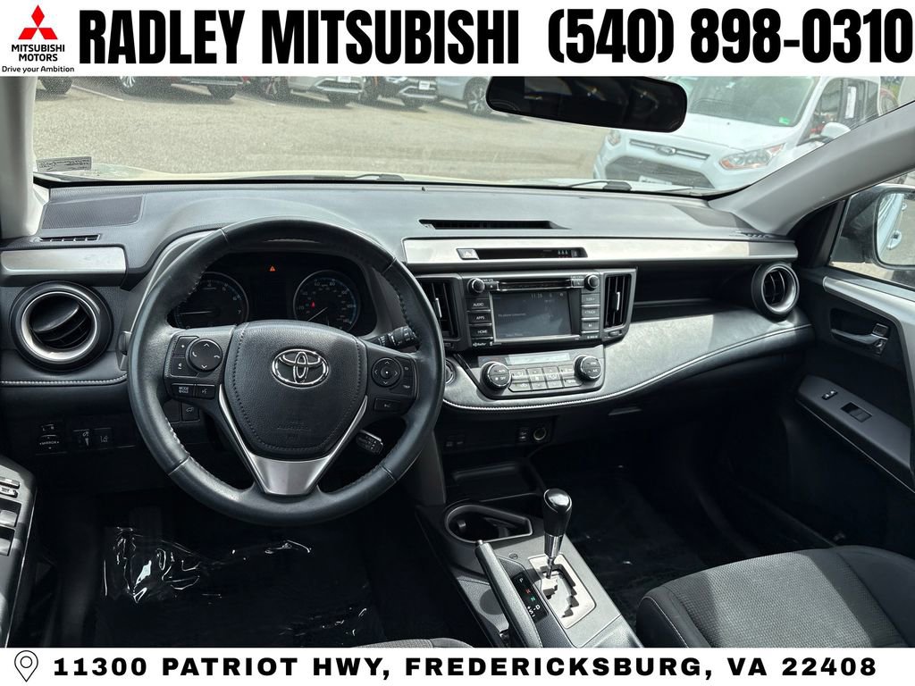 Used 2017 Toyota RAV4 XLE FWD image 13
