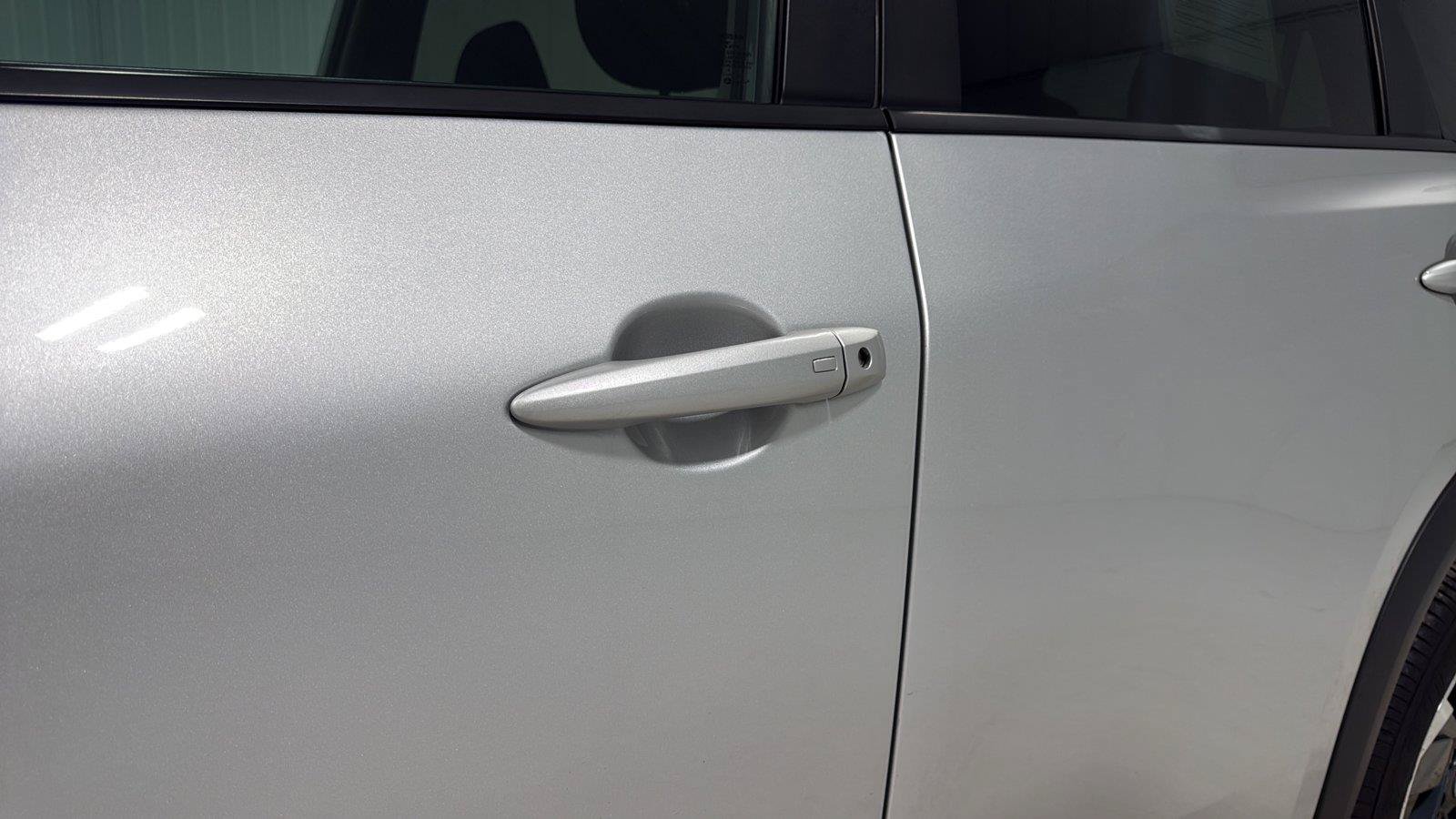 Used 2024 Nissan Rogue SV AWD/4WD image 32