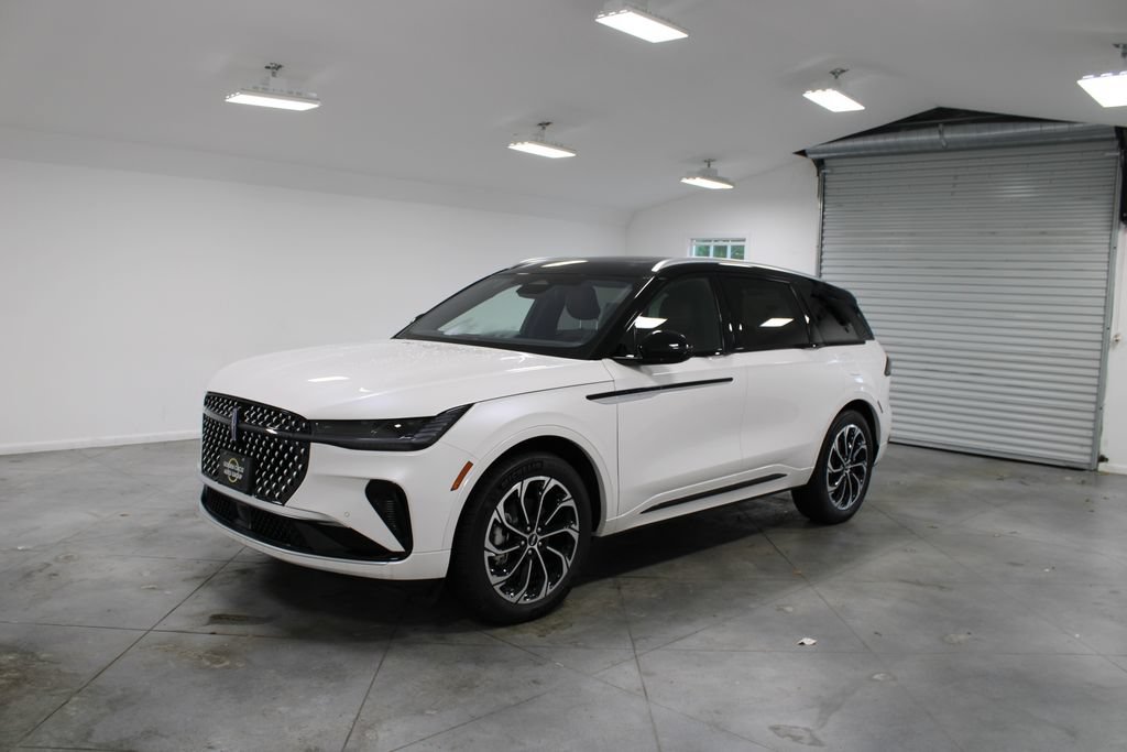 New 2026 Lincoln Nautilus Reserve AWD/4WD image 3