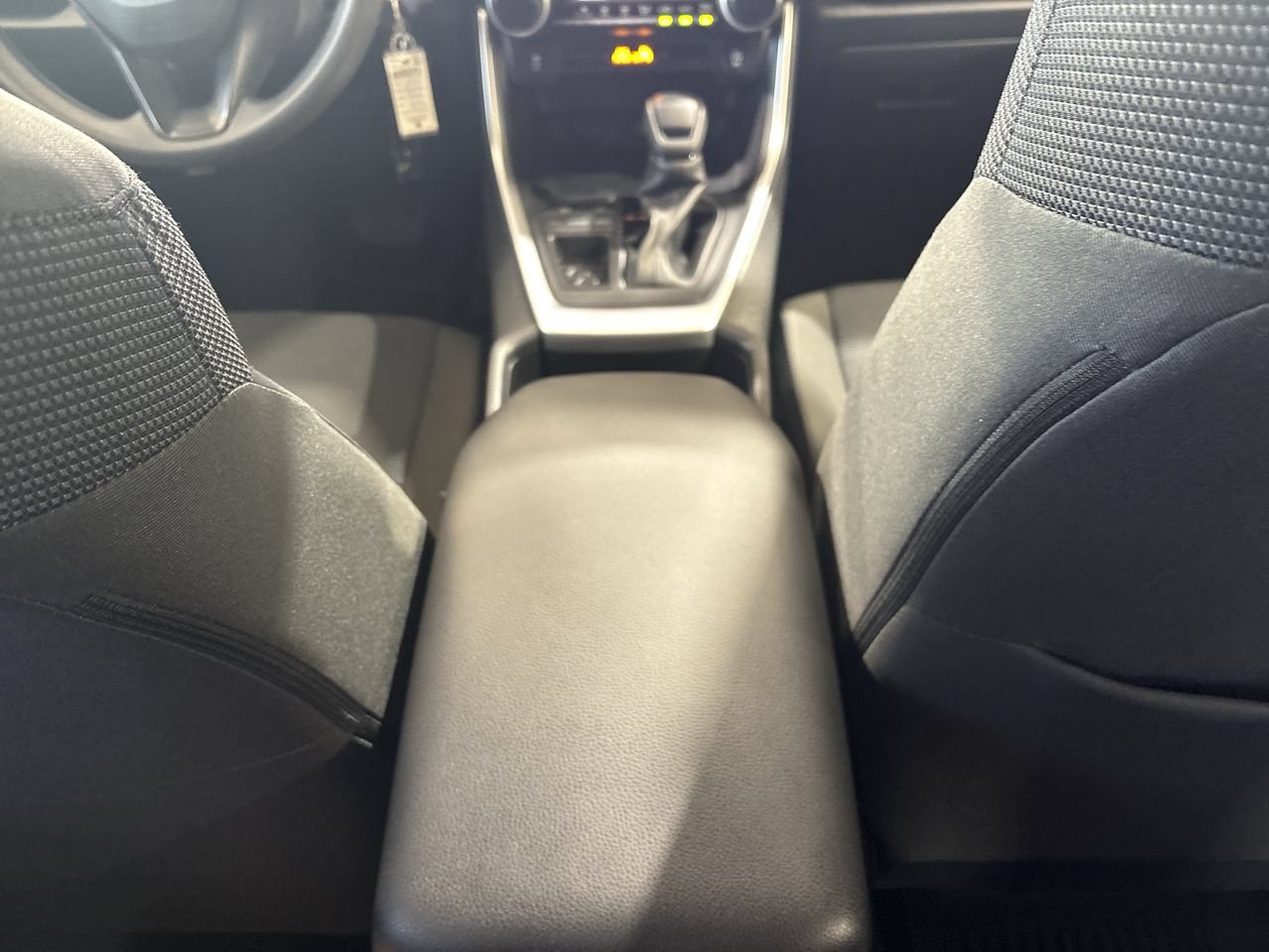 Certified 2025 Toyota RAV4 LE FWD image 22