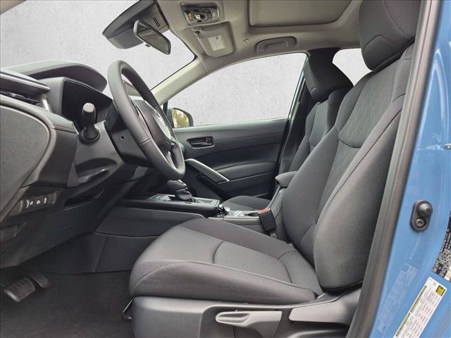 New 2026 Toyota Corolla Cross LE w/ Moonroof Package FWD image 4