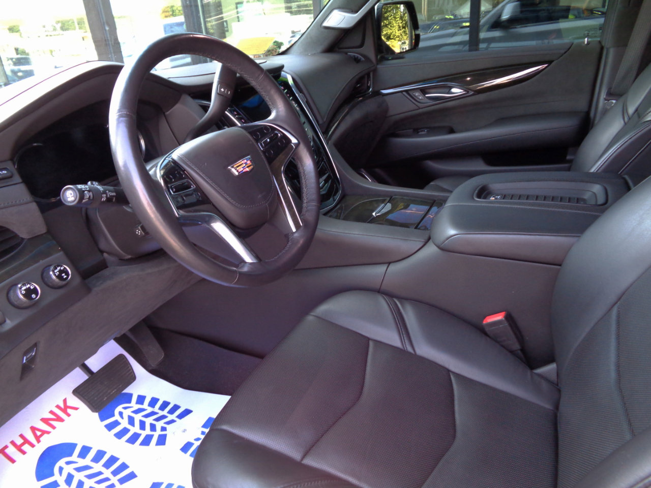 Used 2019 Cadillac Escalade ESV Platinum image 10