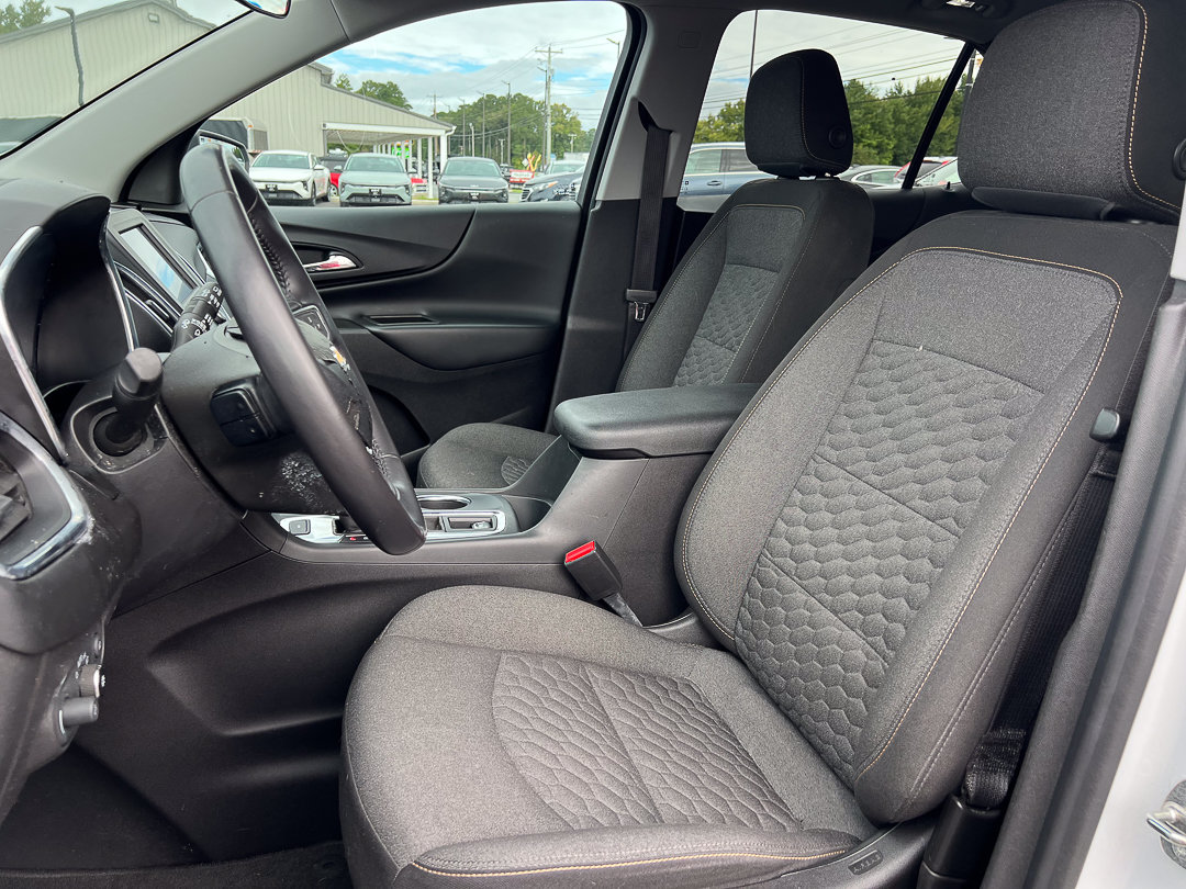 Used 2021 Chevrolet Equinox LT AWD/4WD image 18