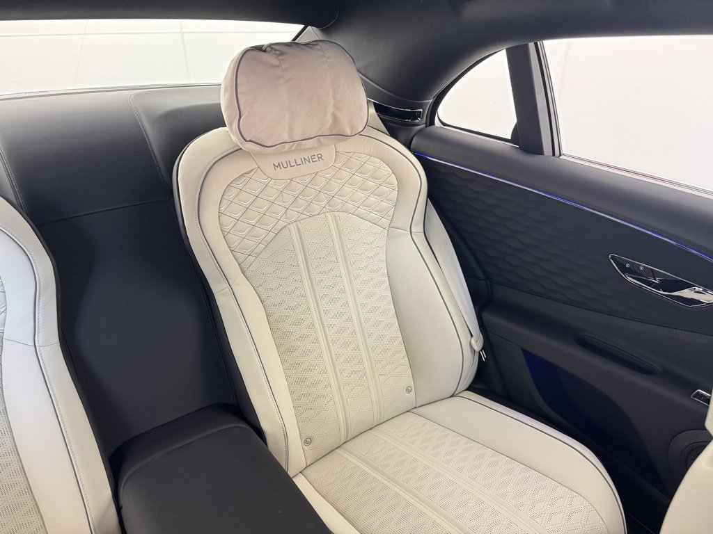 New 2026 Bentley Flying Spur Plug-In Hybrid image 15