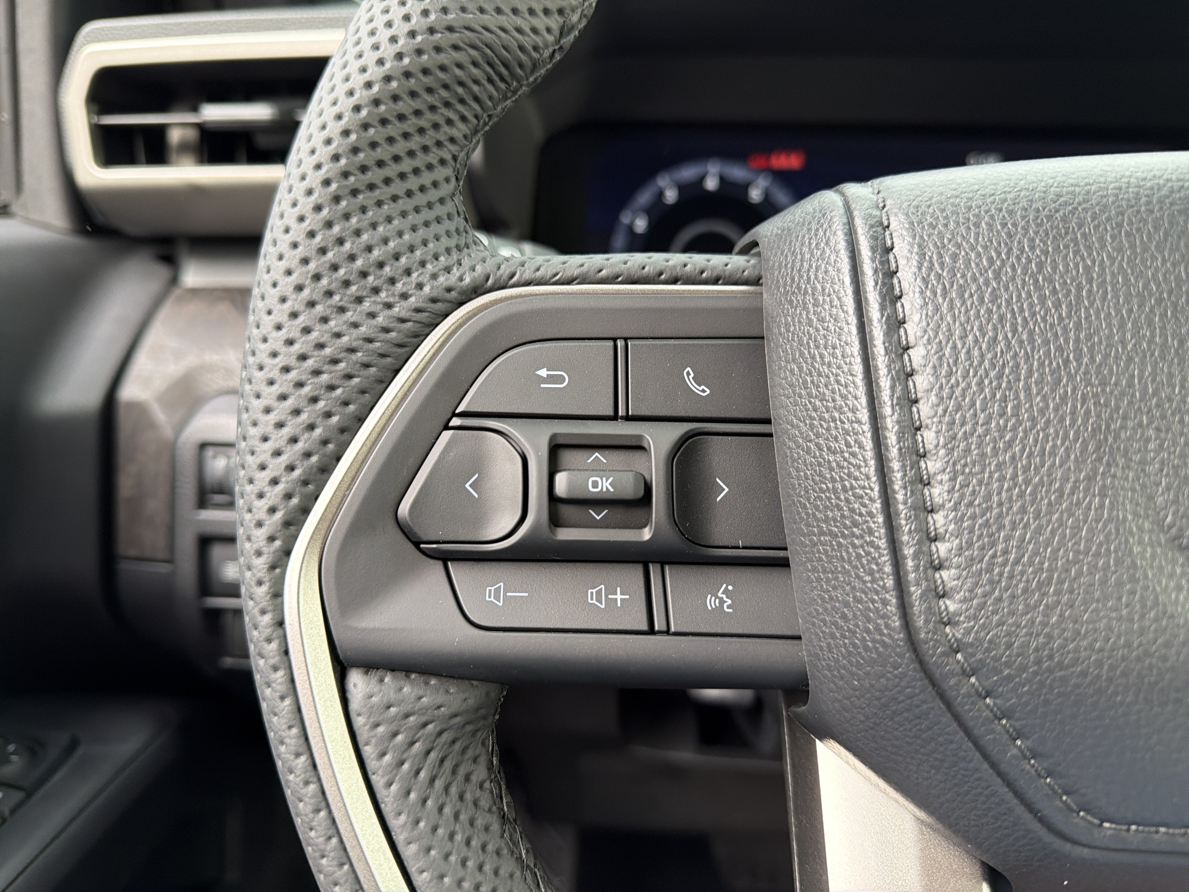 New 2026 Toyota Tacoma Limited AWD/4WD image 19