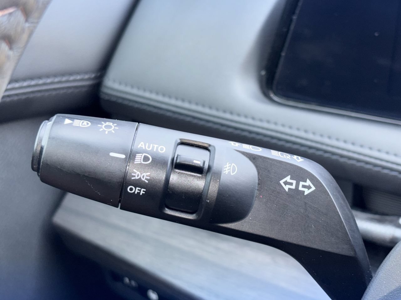Certified 2024 Nissan Ariya AWD image 17
