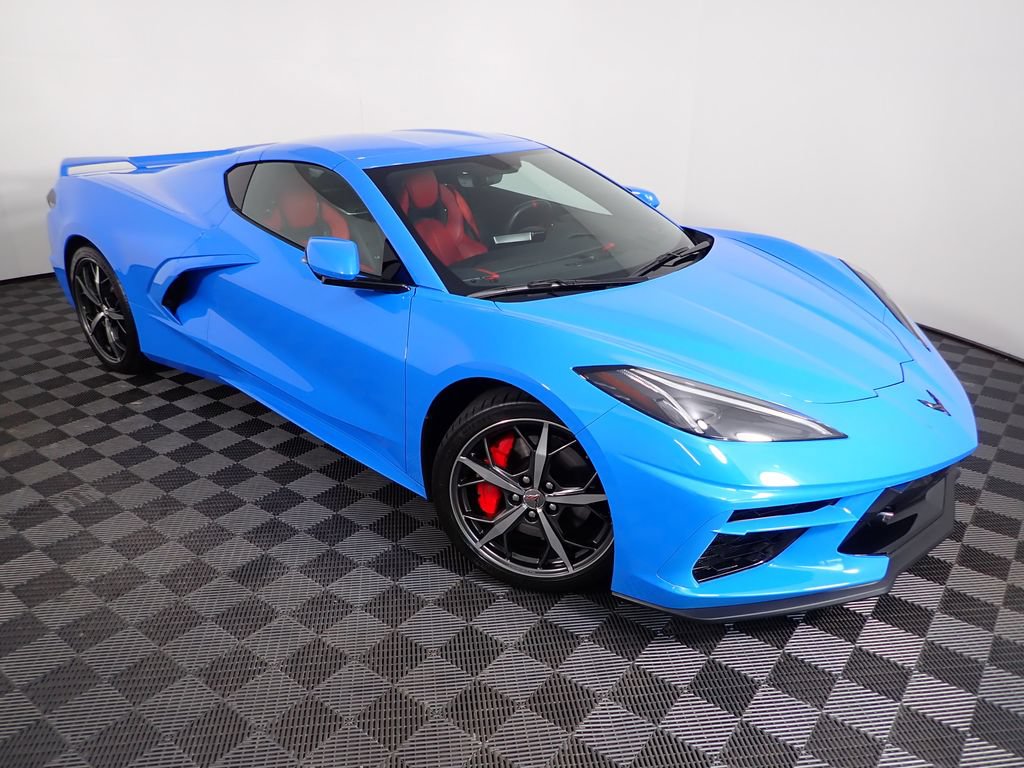 Used 2022 Chevrolet Corvette Stingray Premium Cpe w/ Z51 Performance Package RWD image 8