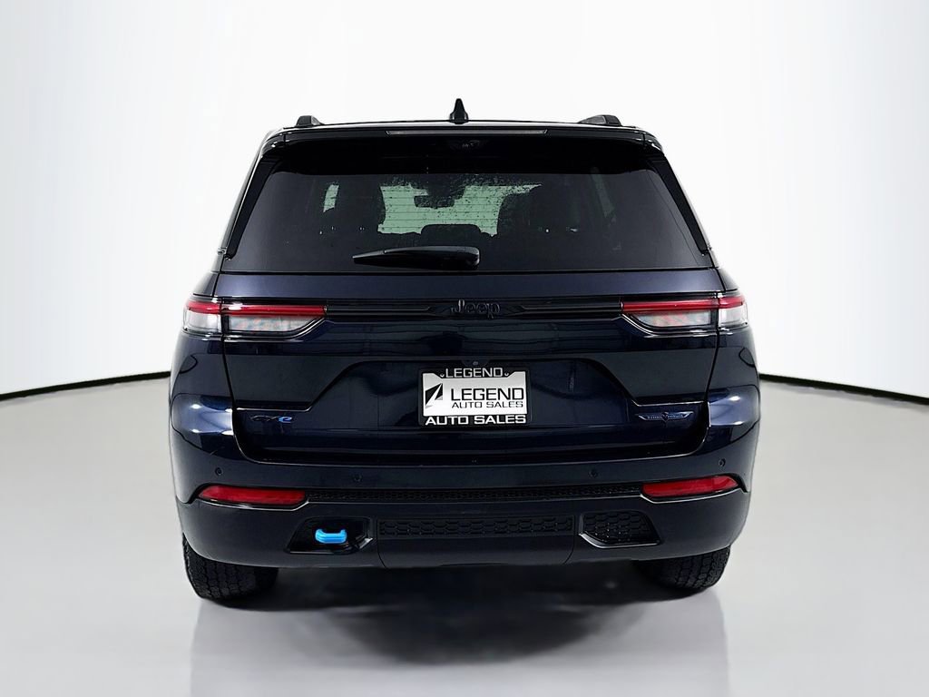 Used 2023 Jeep Grand Cherokee Trailhawk w/ Advanced Protech Group II AWD/4WD image 7