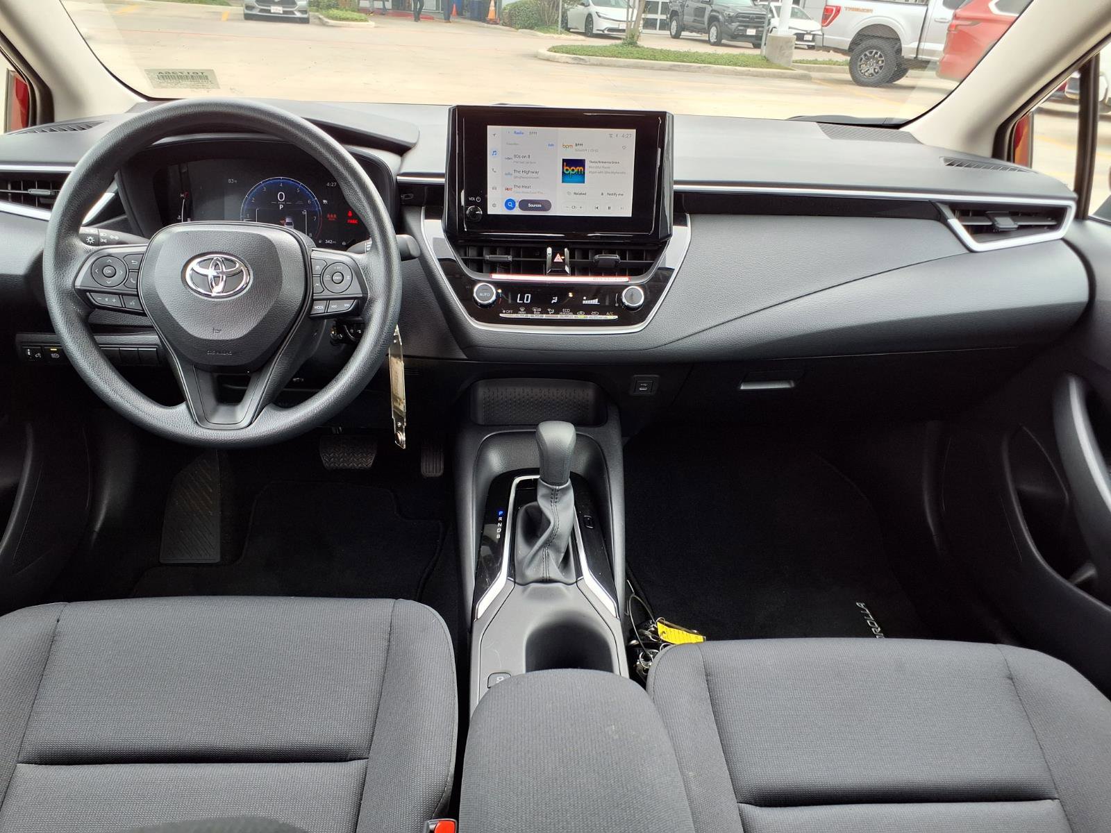 Used 2026 Toyota Corolla LE FWD image 11