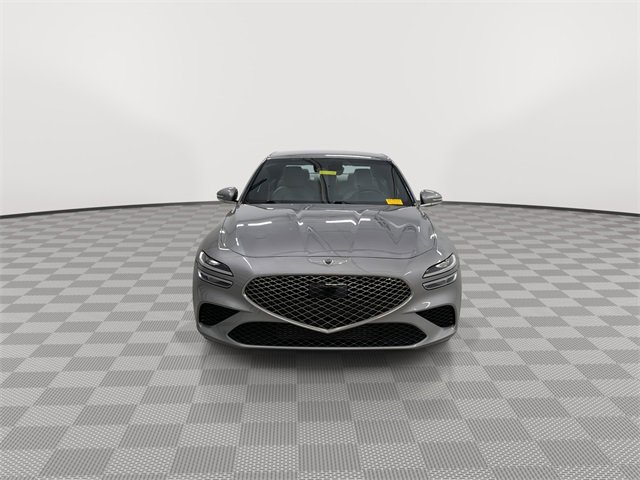 Used 2023 Genesis G70 2.0T image 3