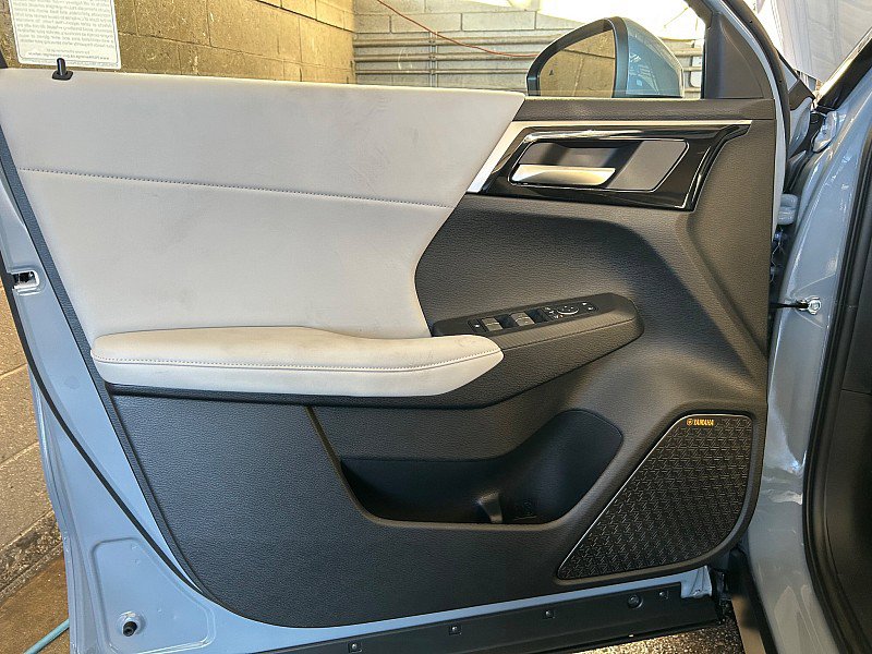 New 2026 Mitsubishi Outlander SE image 15