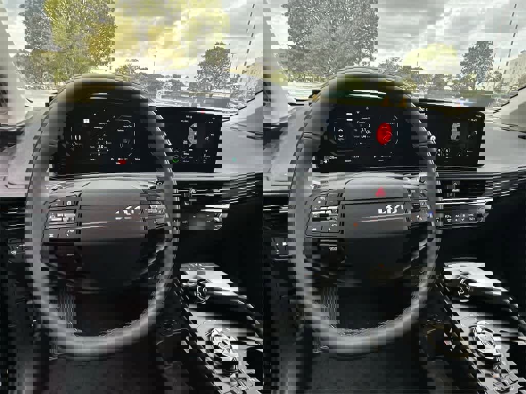 New 2025 Kia EV6 Light image 13