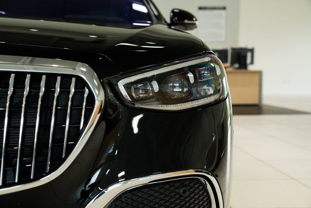 Certified 2022 Mercedes-Benz Maybach S 580 4MATIC image 28