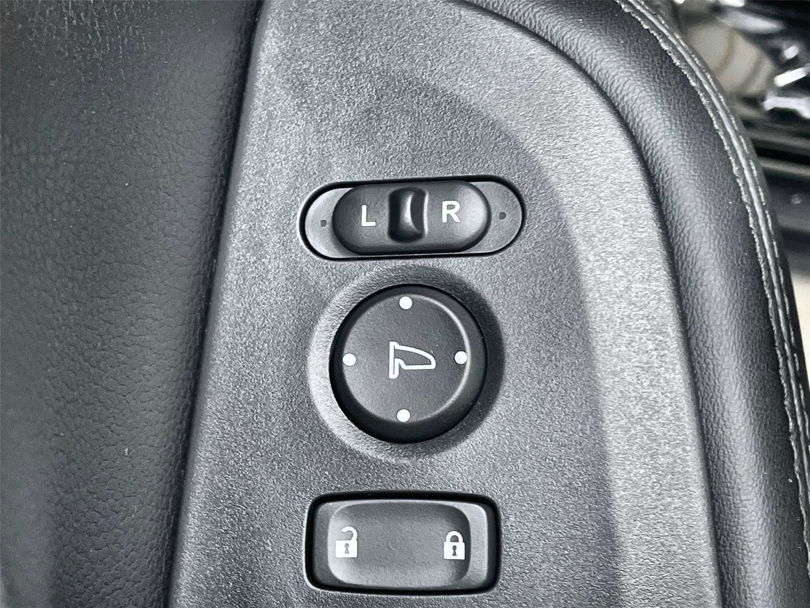 New 2026 Honda HR-V LX image 13