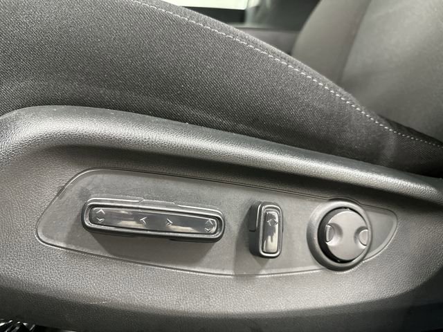 Used 2025 Honda CR-V EX image 16