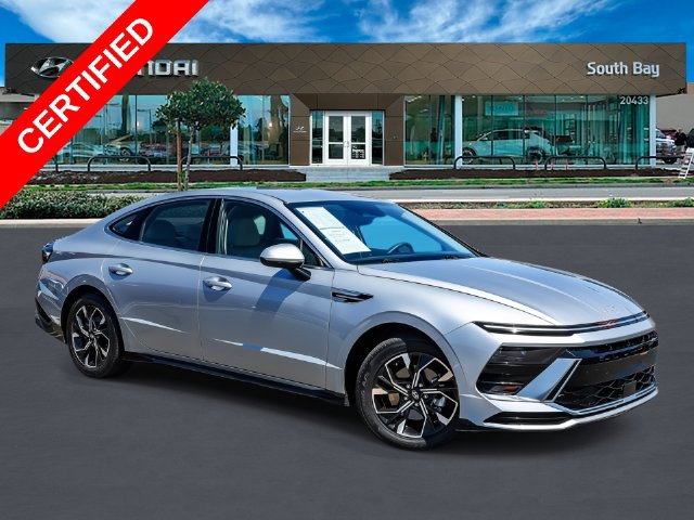 Certified 2025 Hyundai Sonata SEL FWD image 1