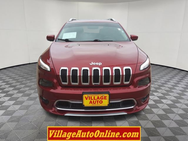 Used 2017 Jeep Cherokee Overland AWD/4WD image 6