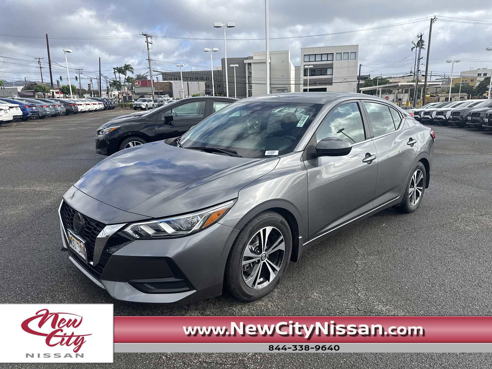 Used 2021 Nissan Sentra SV image 1