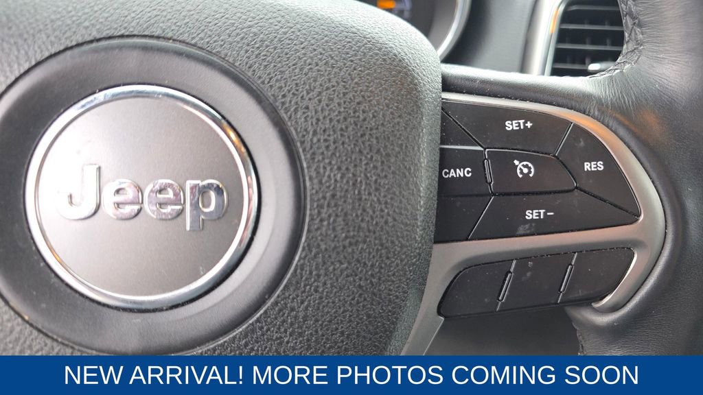 Used 2018 Jeep Grand Cherokee Limited image 15