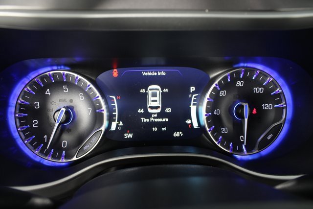 New 2026 Chrysler Pacifica Select image 11